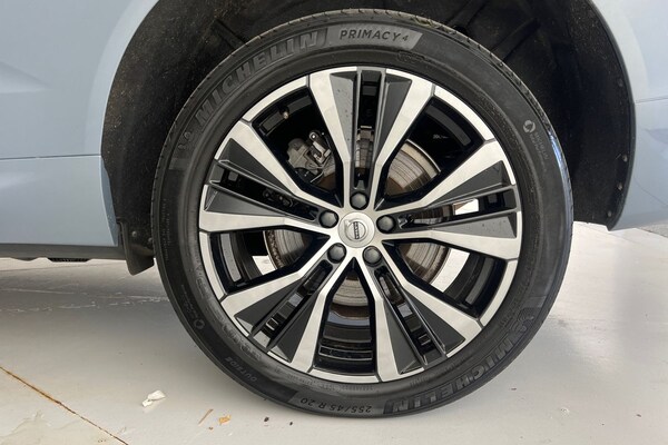 Used Volvo XC60 2023 for sale - 75439849: Photo 25