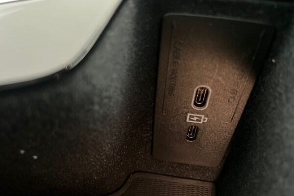 Used Volvo XC60 2023 for sale - 75439849: Photo 35