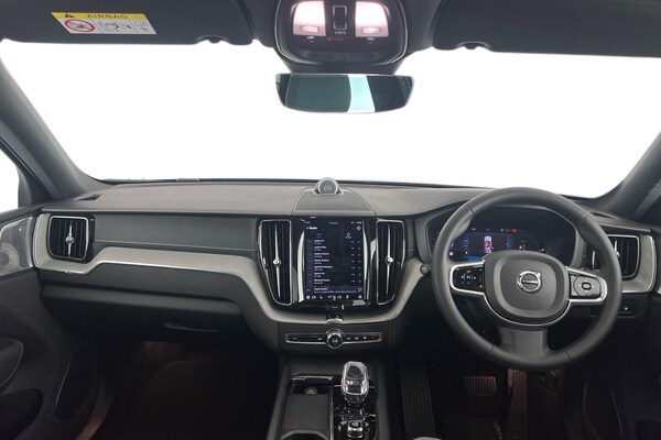 Used Volvo XC60 2023 for sale - 75439849: Photo 6