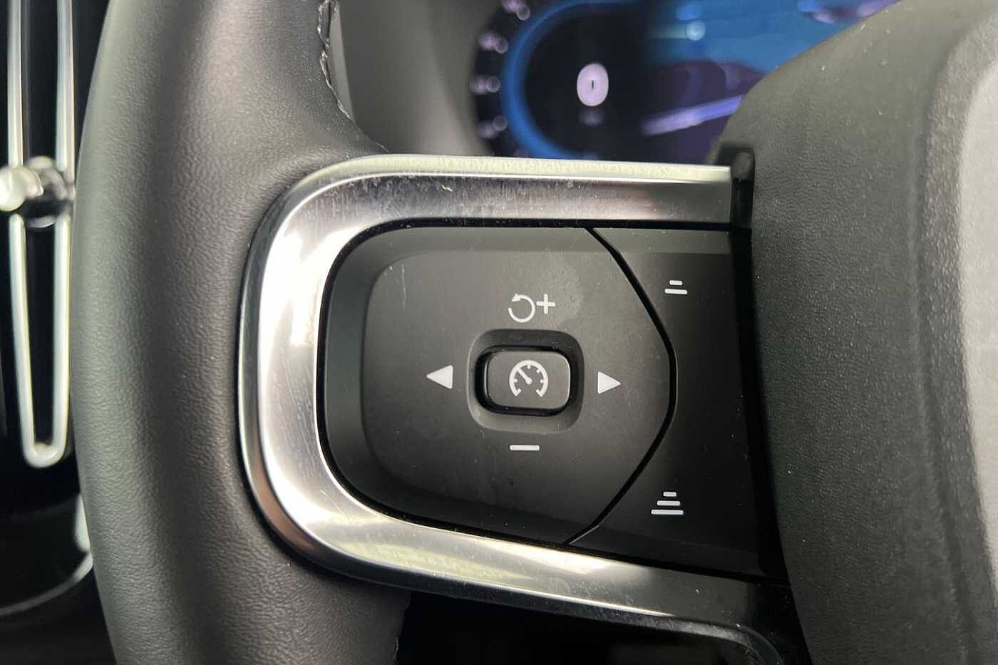 Used Volvo XC40 2023 for sale - 77035855: Photo 11