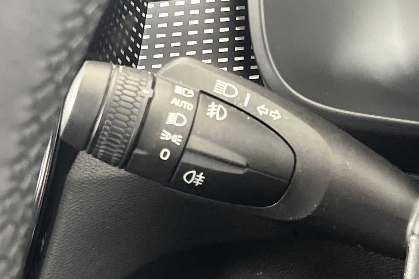 Used Volvo XC40 2023 for sale - 77035855: Photo 36