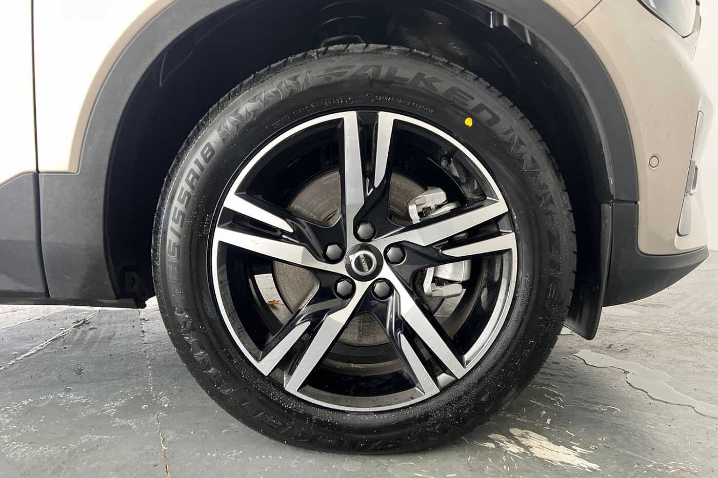 Used Volvo XC40 2023 for sale - 77035855: Photo 5