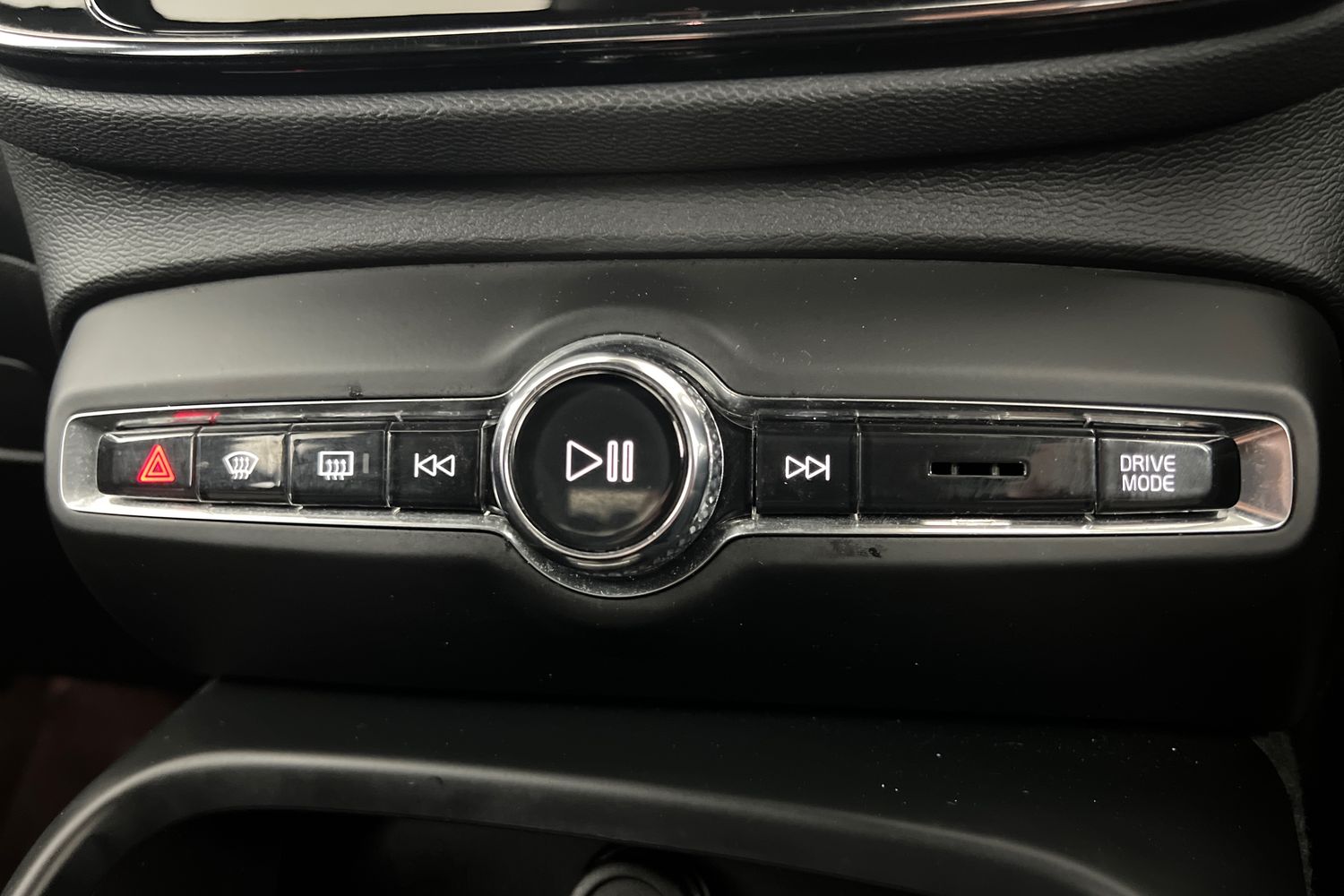 Used Volvo XC40 2022 for sale - 76234166: Photo 14