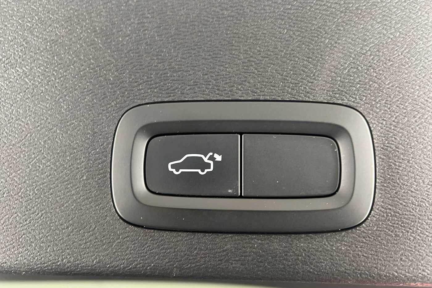 Used Volvo XC40 2022 for sale - 76234166: Photo 22