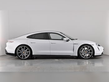 Used Porsche Taycan 2022 for sale - 78499344: Photo
