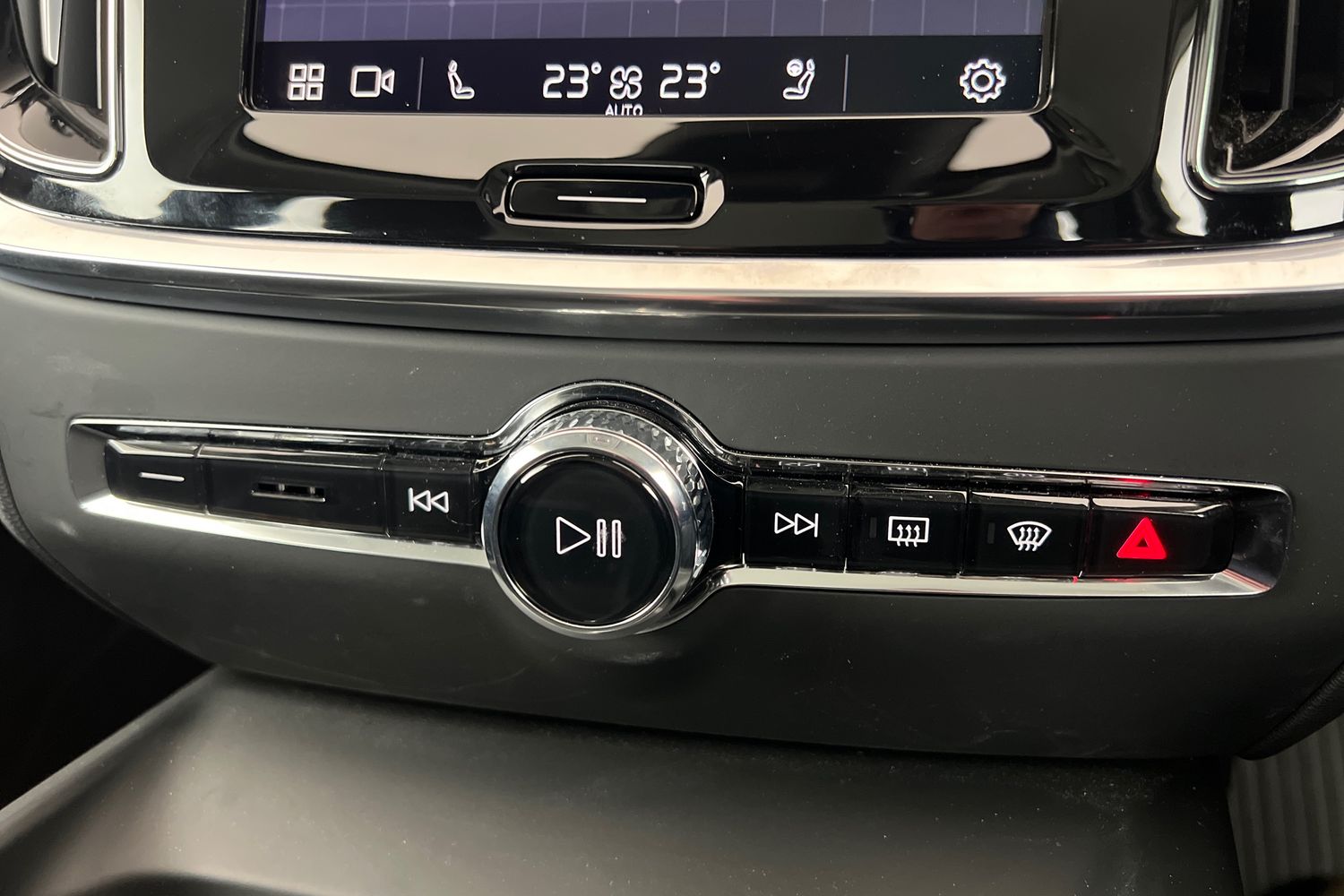 Used Volvo V60 2025 for sale - 76630246: Photo 14