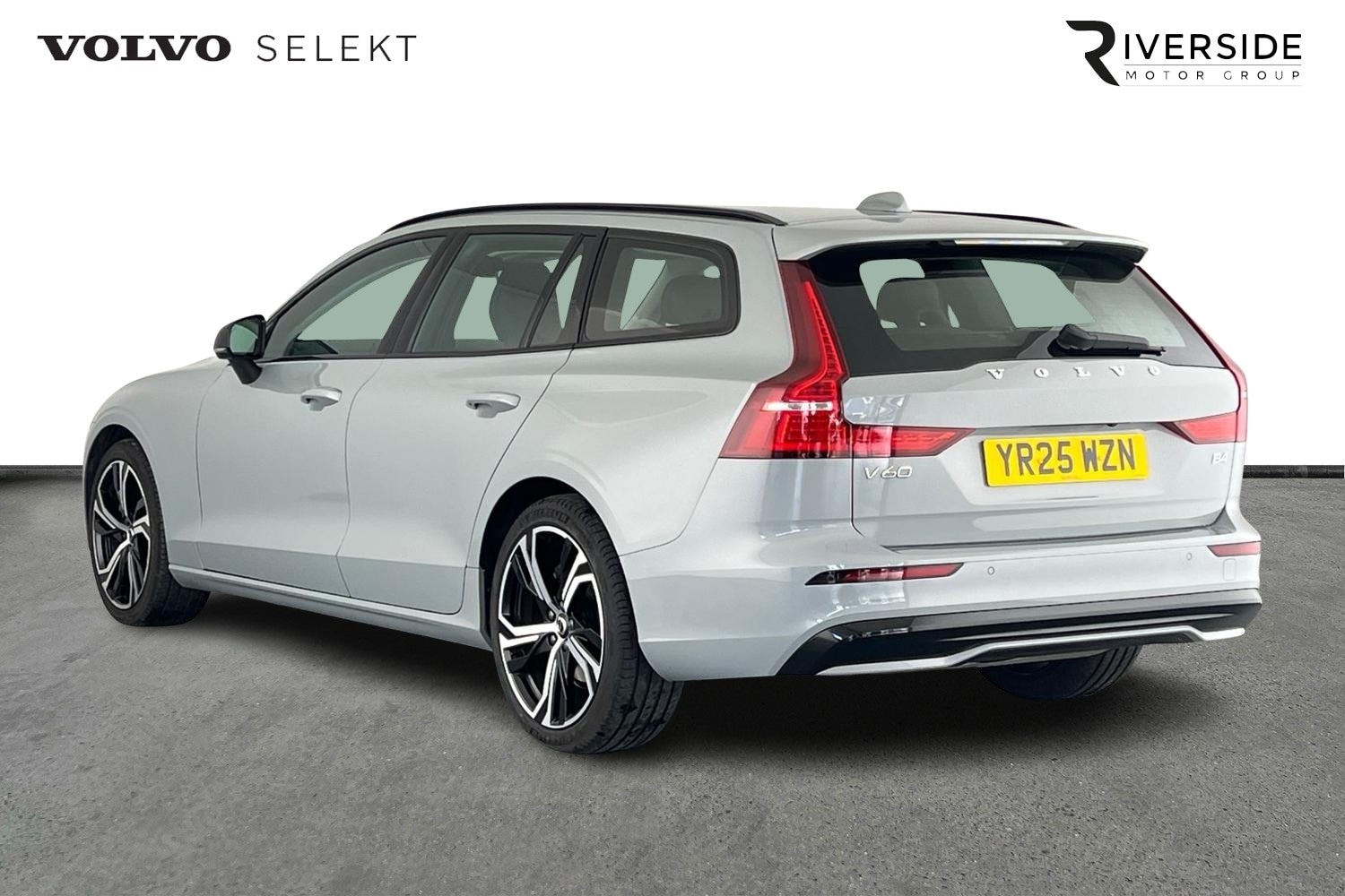 Used Volvo V60 2025 for sale - 76630246: Photo 3