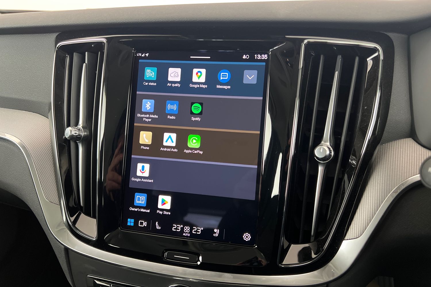 Used Volvo V60 2025 for sale - 76630246: Photo 33