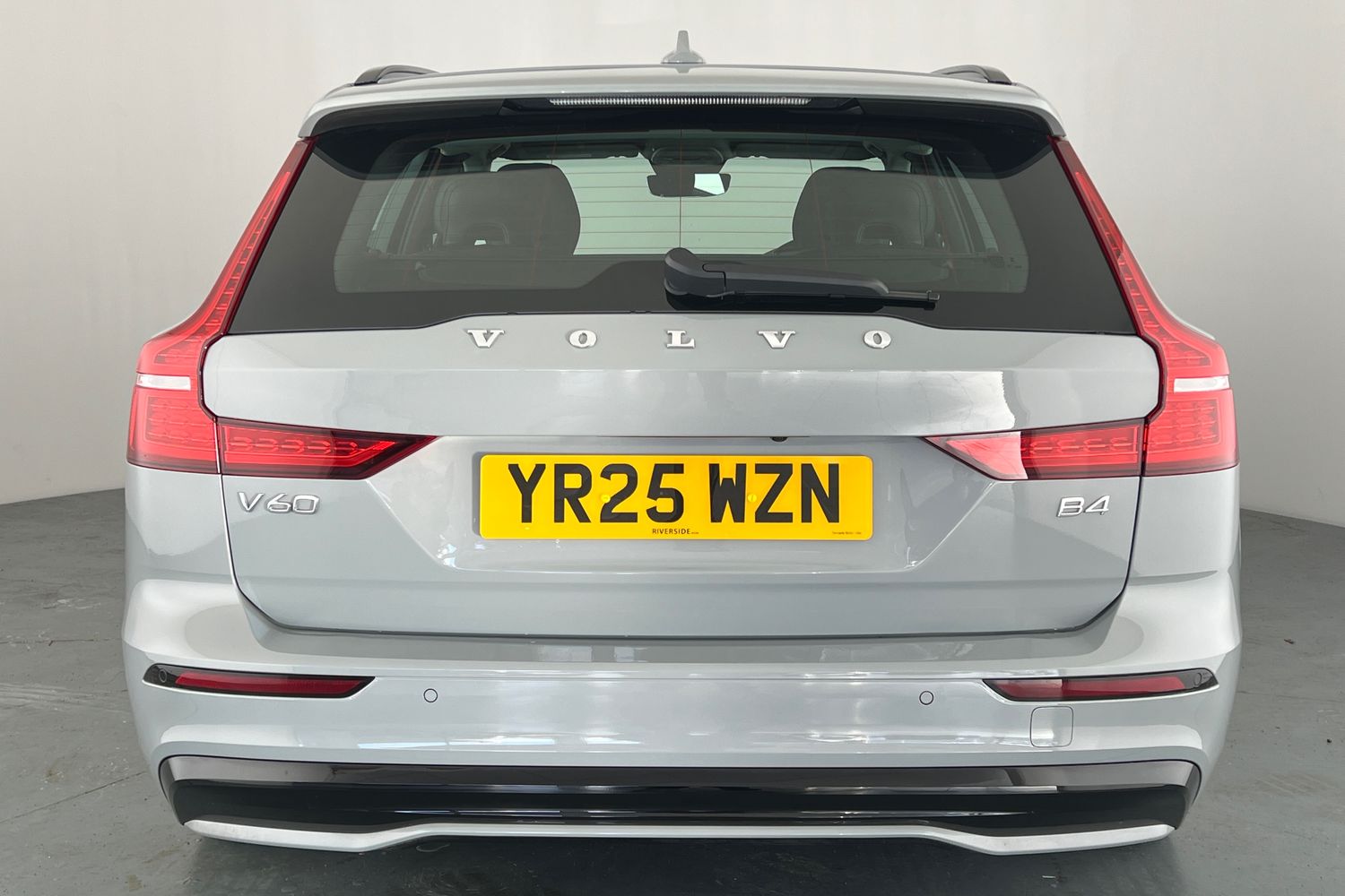 Used Volvo V60 2025 for sale - 76630246: Photo 39