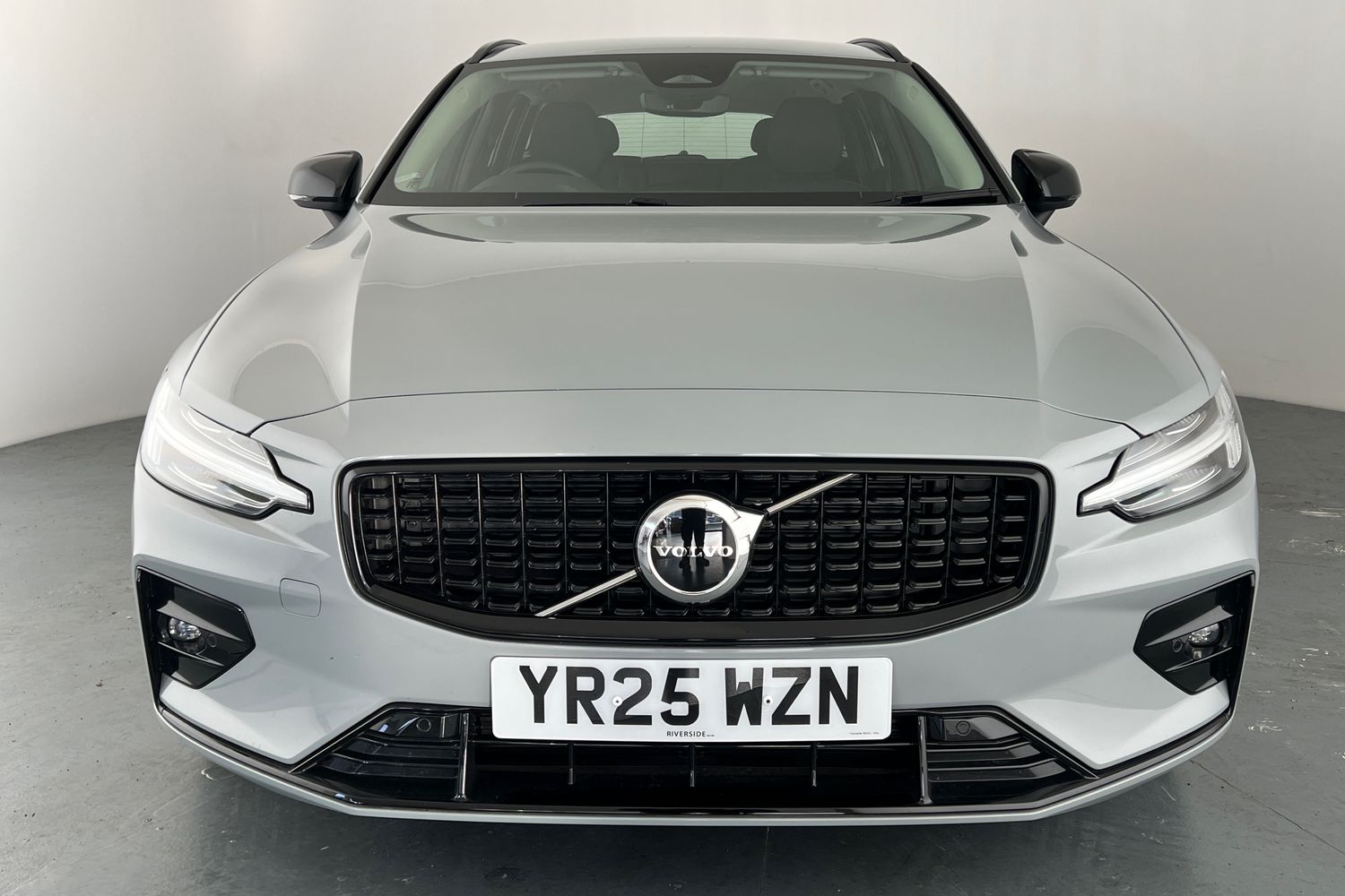 Used Volvo V60 2025 for sale - 76630246: Photo 40