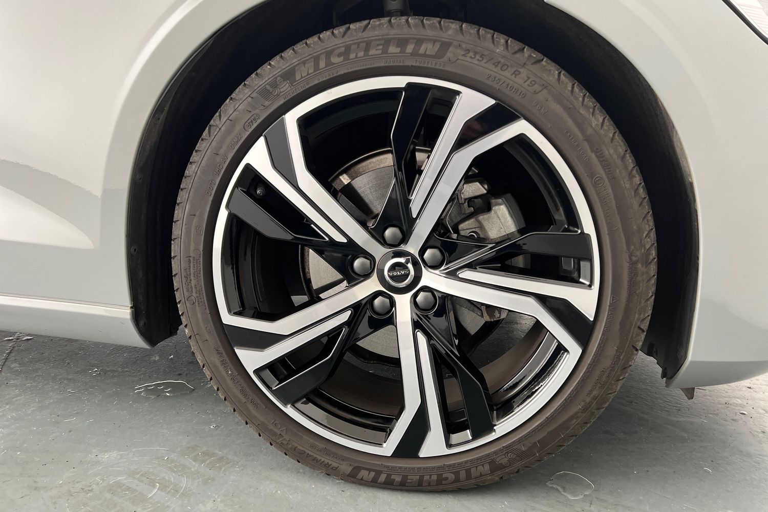 Used Volvo V60 2025 for sale - 76630246: Photo 5