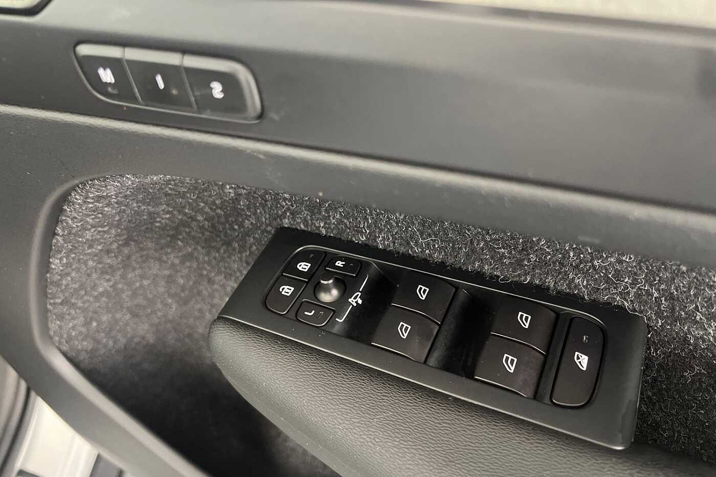 Used Volvo XC40 2018 for sale - 76079033: Photo 29