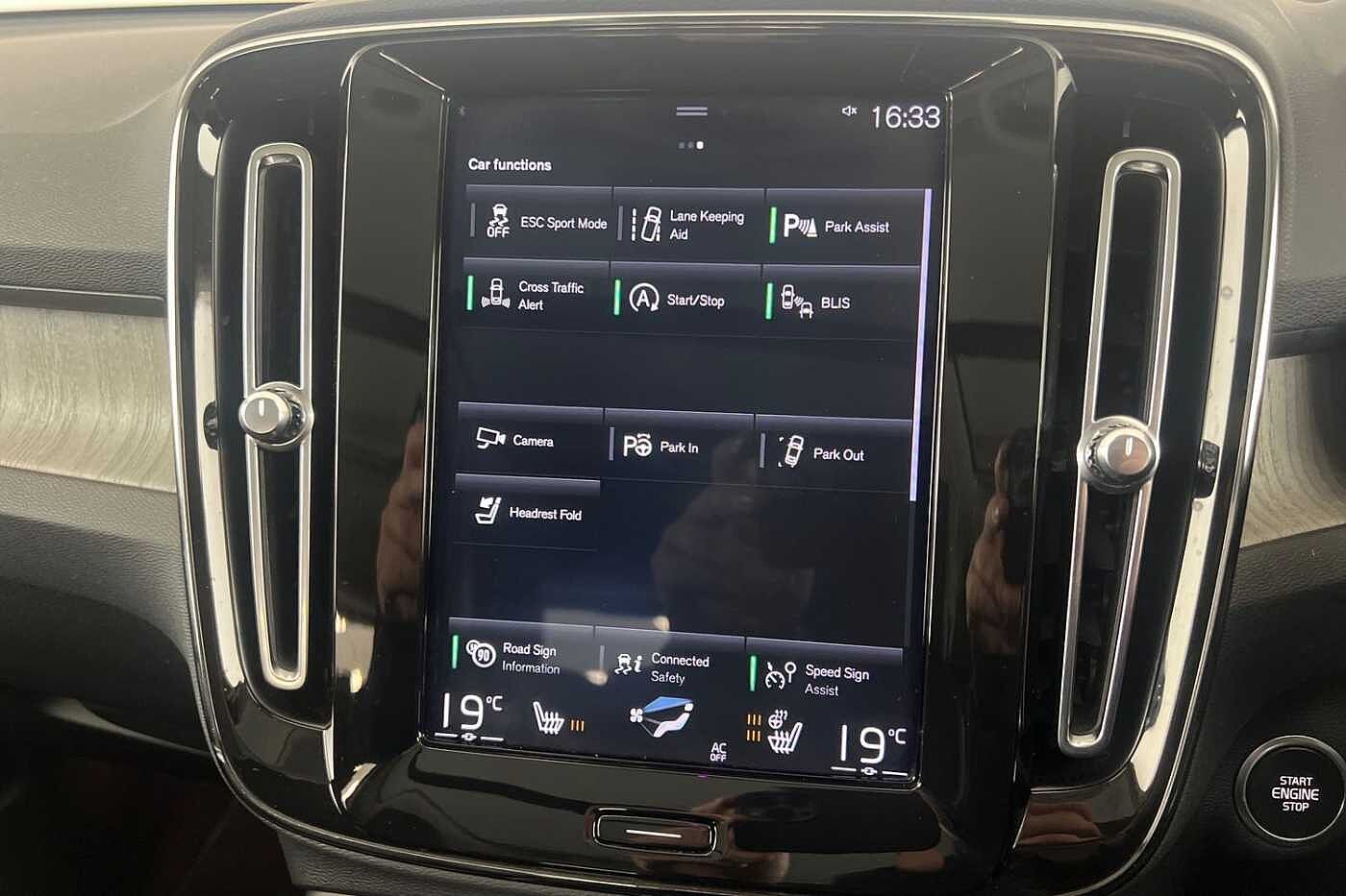 Used Volvo XC40 2018 for sale - 76079033: Photo 38