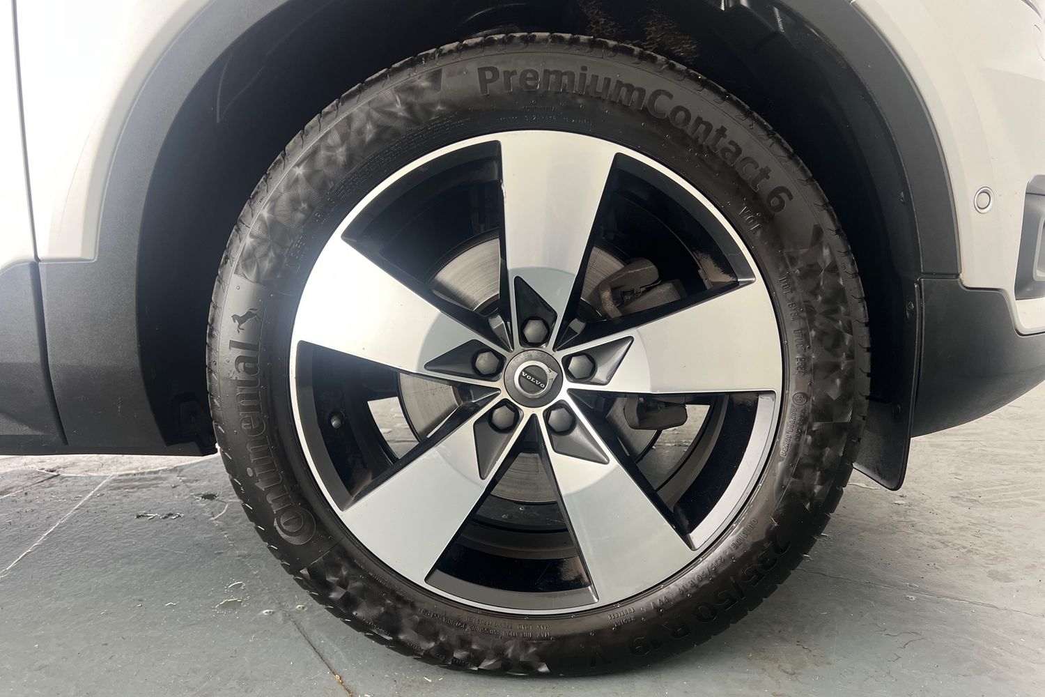 Used Volvo XC40 2018 for sale - 76079033: Photo 5