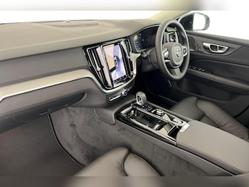 Used Volvo V60 2024 for sale - 75440034: Photo