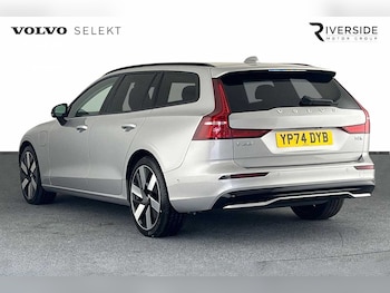 Used Volvo V60 2024 for sale - 75440034: Photo