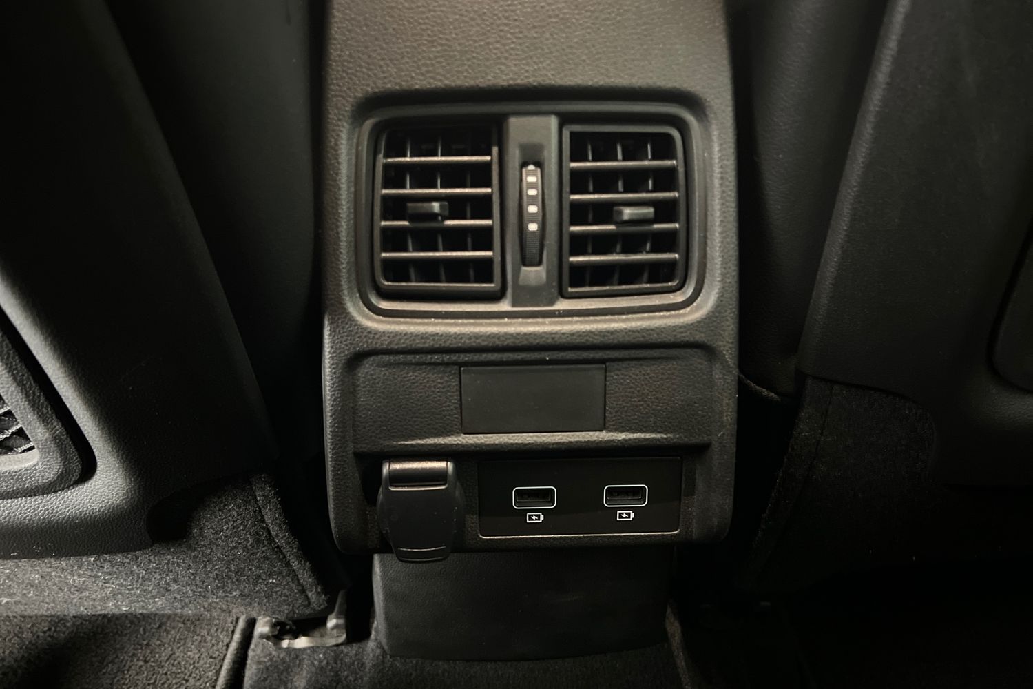 Used Renault Arkana 2023 for sale - 76652339: Photo 28