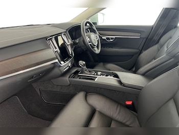 Used Volvo V90 2020 for sale - 78343980: Photo