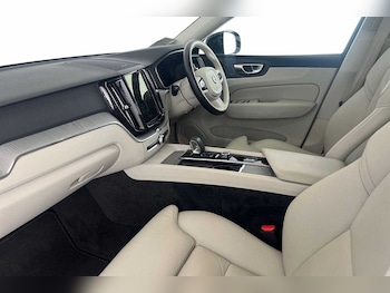 Used Volvo XC60 2024 for sale - 78804366: Photo