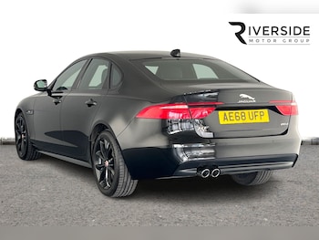 Used Jaguar XF 2018 for sale - 75547447: Photo