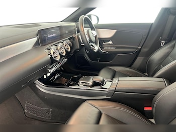 Used Mercedes-Benz CLA 2020 for sale - 77504270: Photo