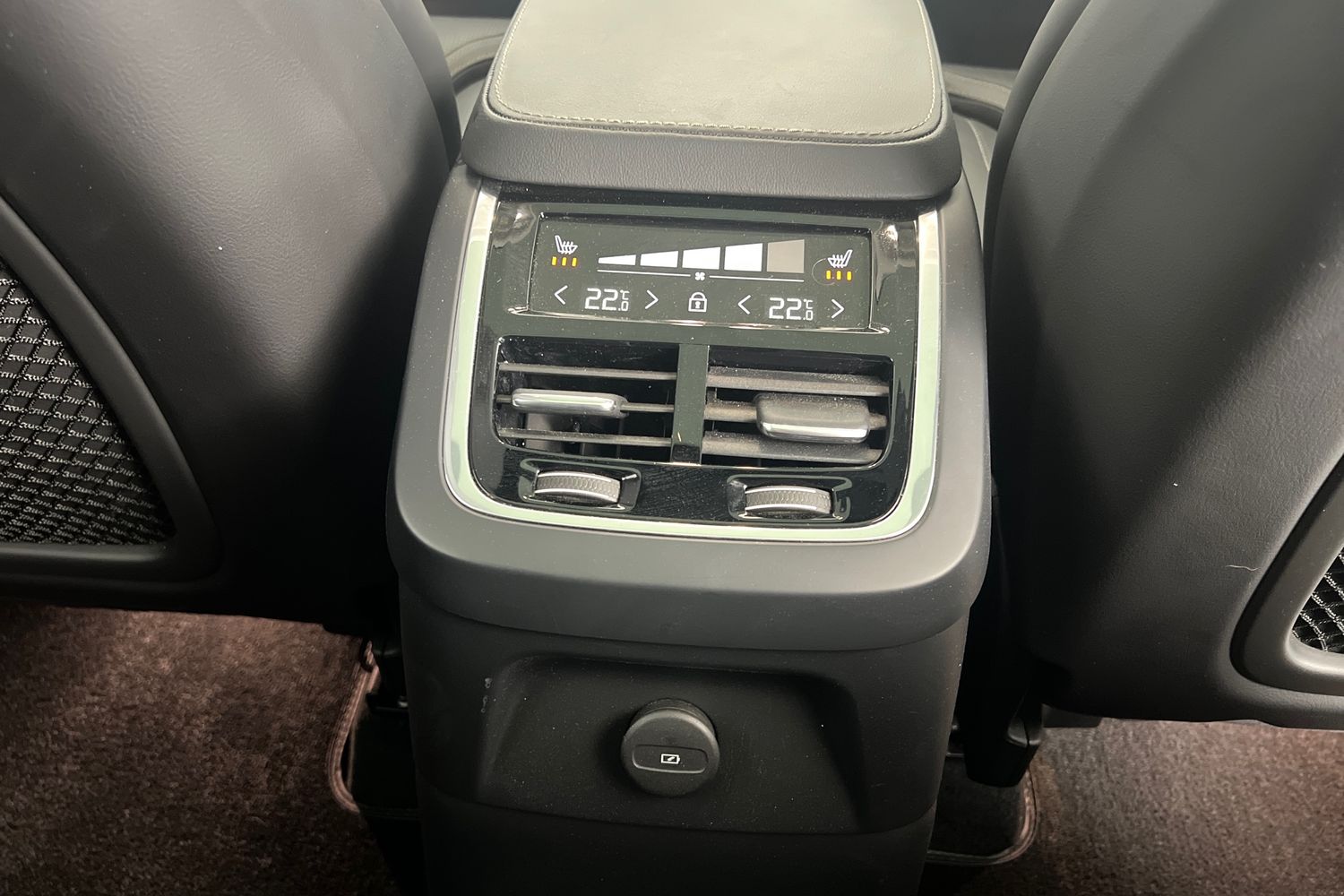 Used Volvo XC90 2024 for sale - 75829075: Photo 31