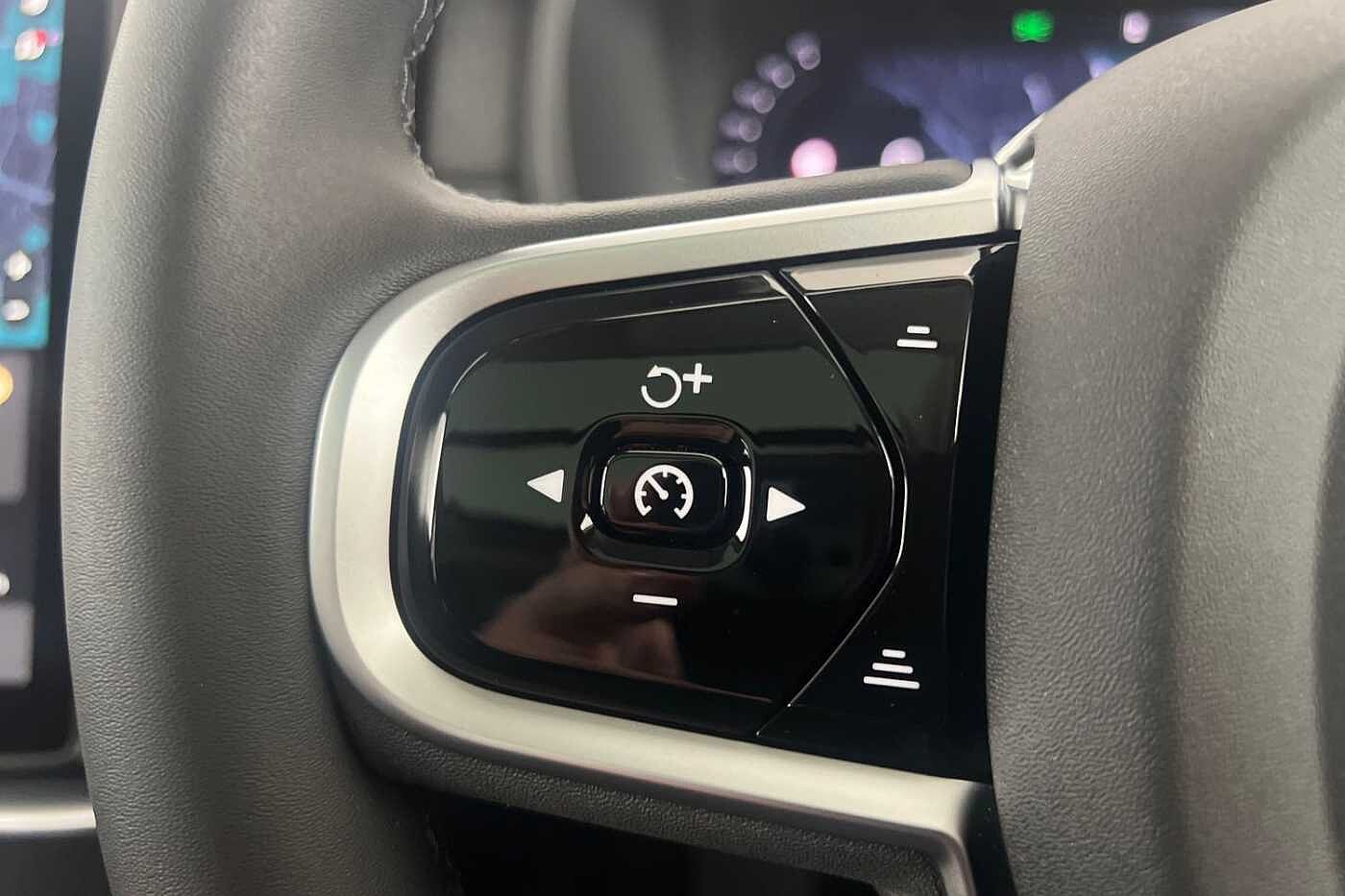 Used Volvo XC90 2025 for sale - 76479808: Photo 11