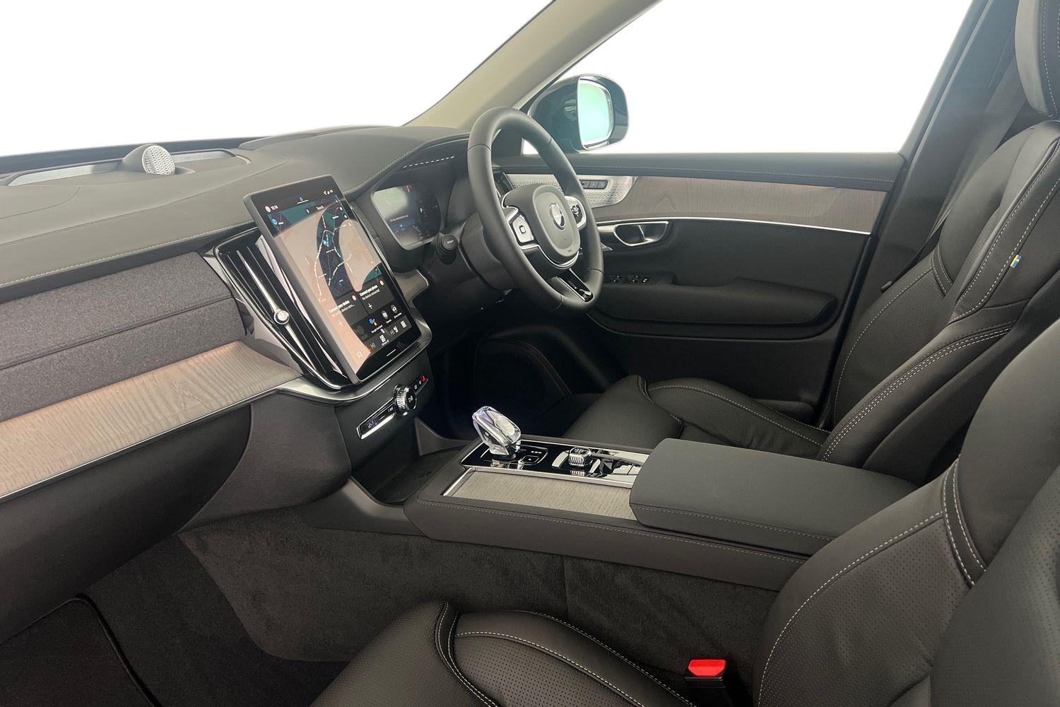 Used Volvo XC90 2025 for sale - 76479808: Photo 2