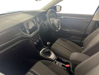 Used Volkswagen T-Roc 2019 for sale - 74869839: Photo