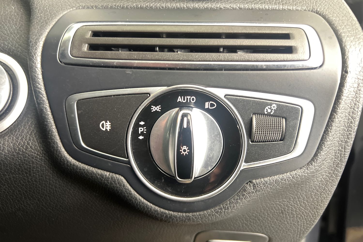 Used Mercedes-Benz C Class 2016 for sale - 76847138: Photo 31