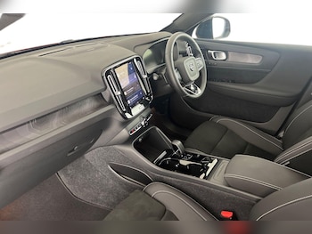 Used Volvo C40 2023 for sale - 75440126: Photo