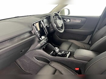 Used Volvo XC40 2022 for sale - 76161321: Photo