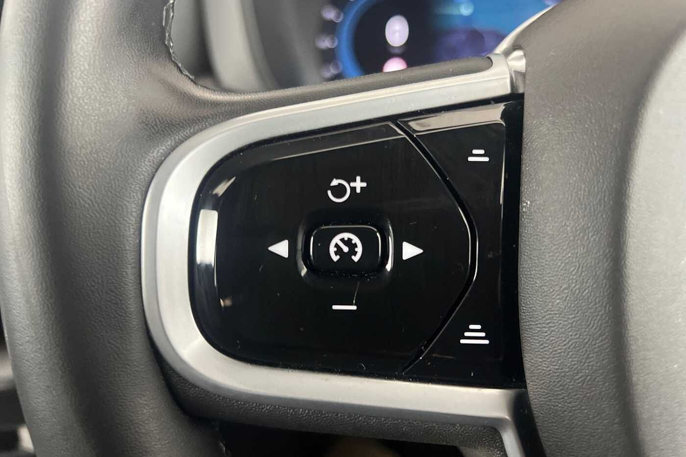 Used Volvo XC60 2021 for sale - 76796347: Photo 11