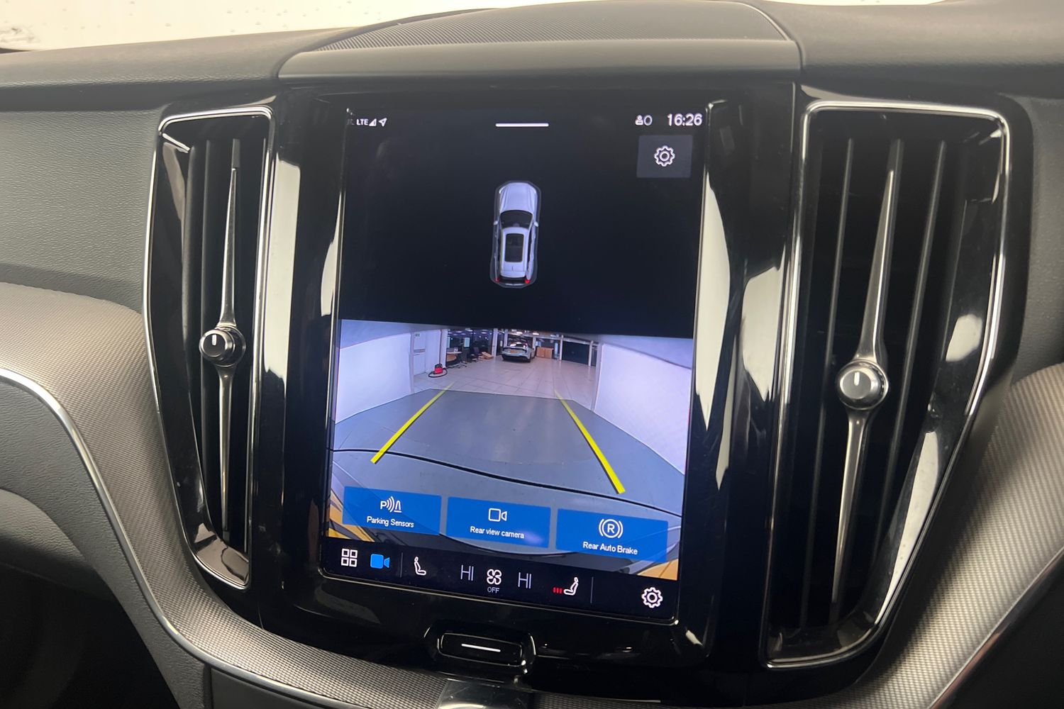 Used Volvo XC60 2021 for sale - 76796347: Photo 16