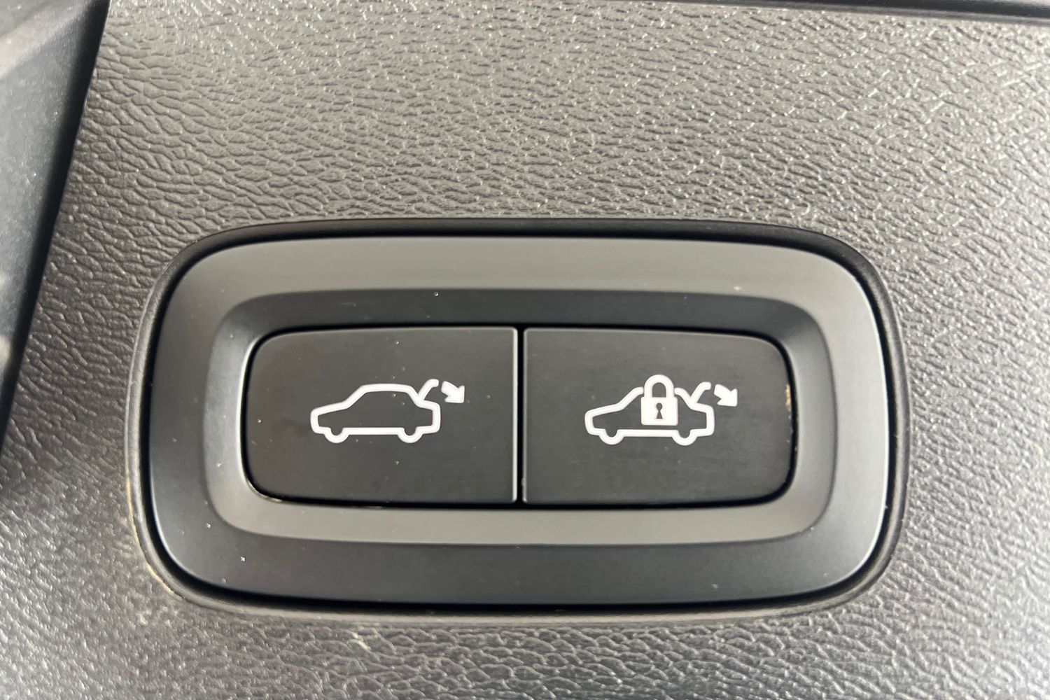 Used Volvo XC60 2021 for sale - 76796347: Photo 22