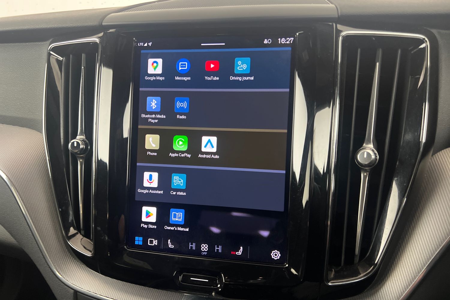 Used Volvo XC60 2021 for sale - 76796347: Photo 31