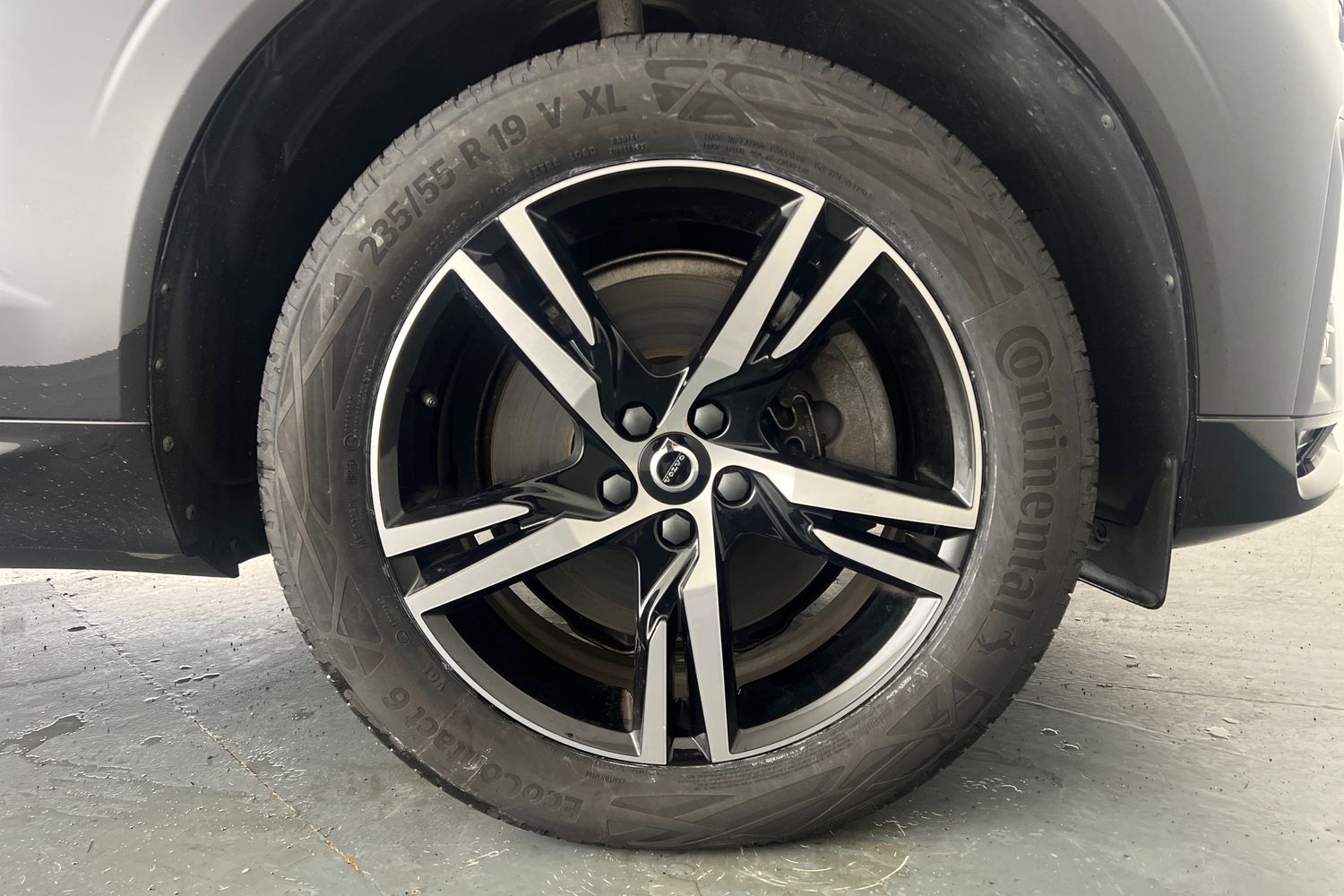 Used Volvo XC60 2021 for sale - 76796347: Photo 5