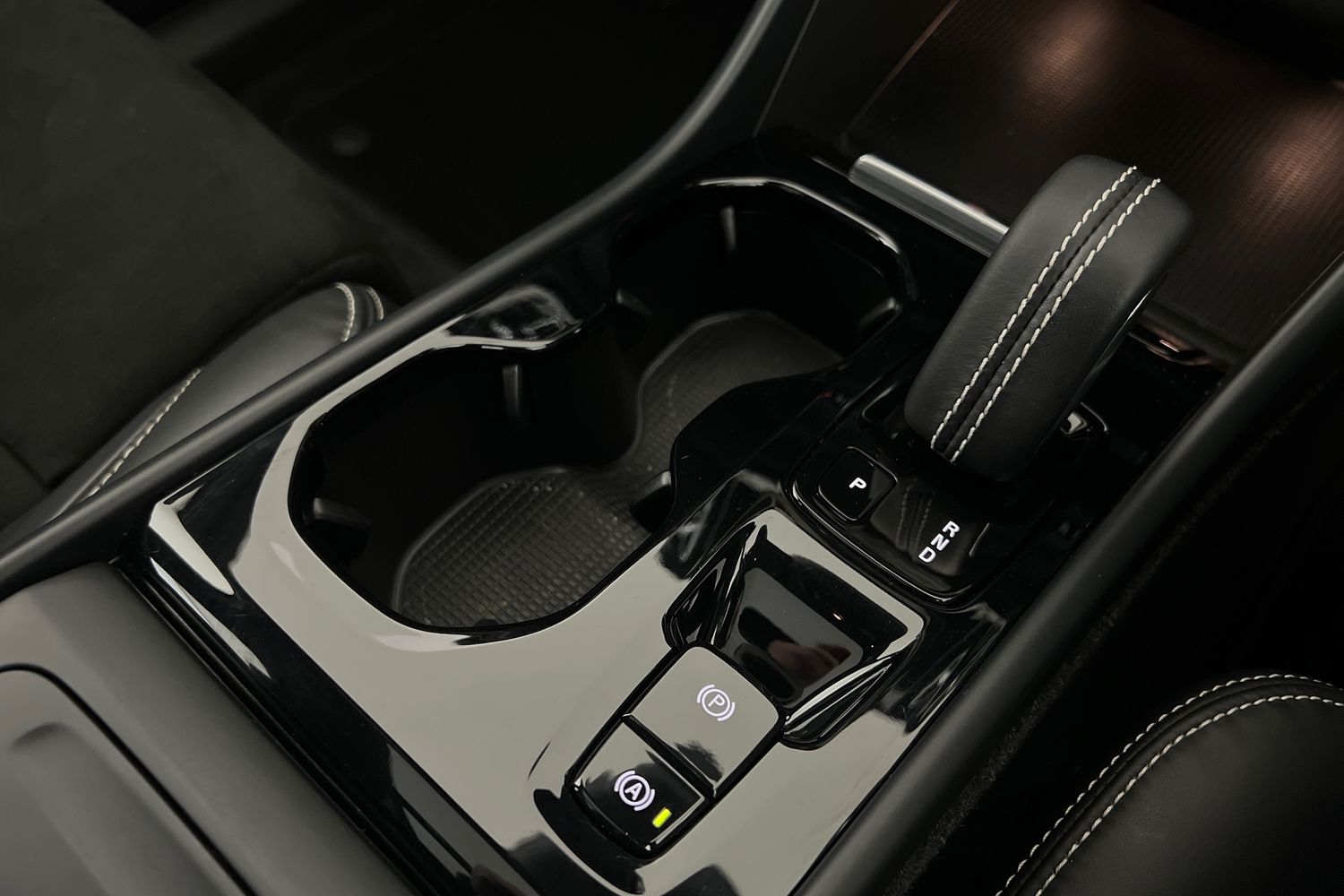 Used Volvo XC40 2021 for sale - 76796332: Photo 13