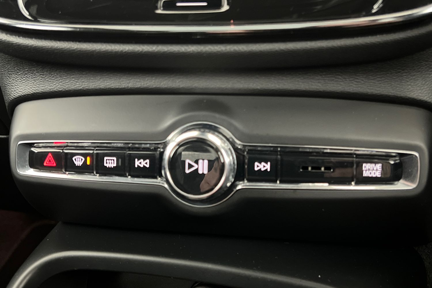 Used Volvo XC40 2021 for sale - 76796332: Photo 14