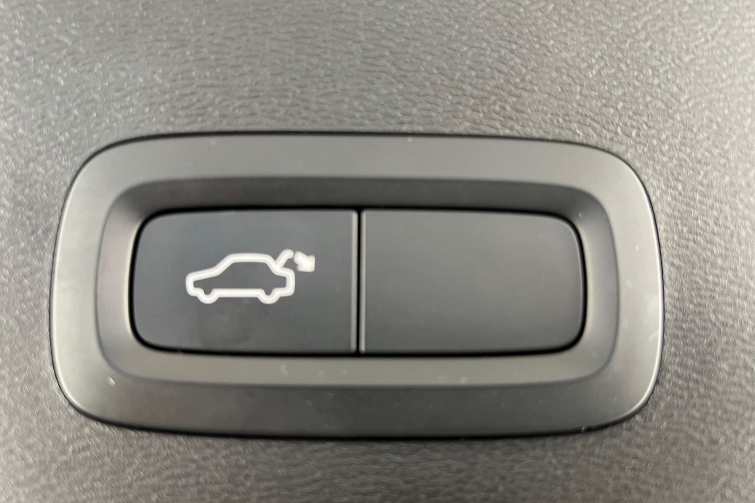 Used Volvo XC40 2021 for sale - 76796332: Photo 22