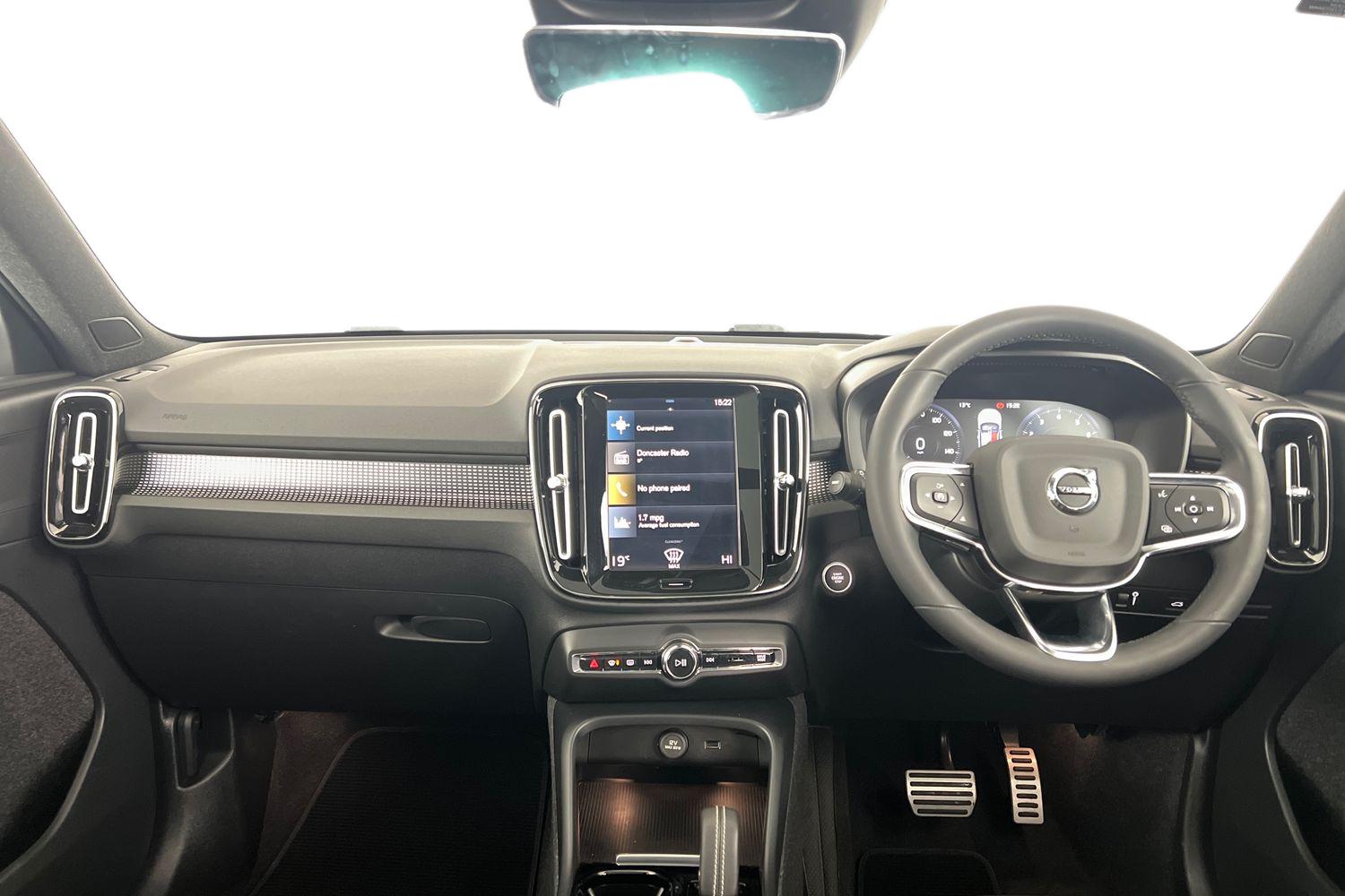 Used Volvo XC40 2021 for sale - 76796332: Photo 6