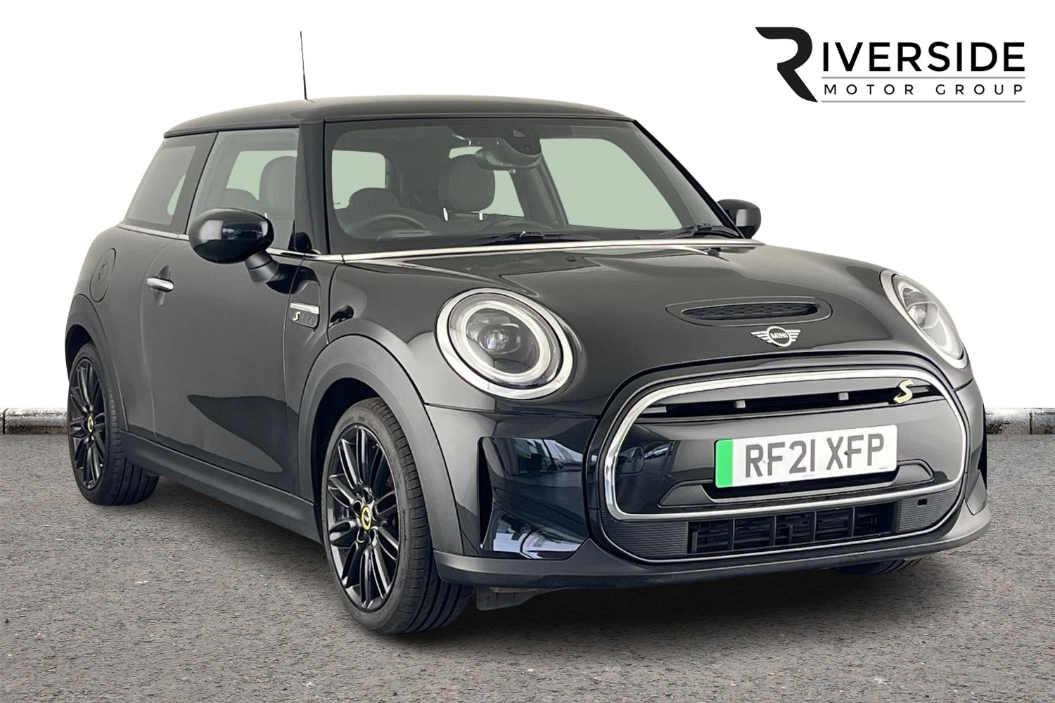 Used MINI Hatch 2021 for sale - 76316892: Photo 1
