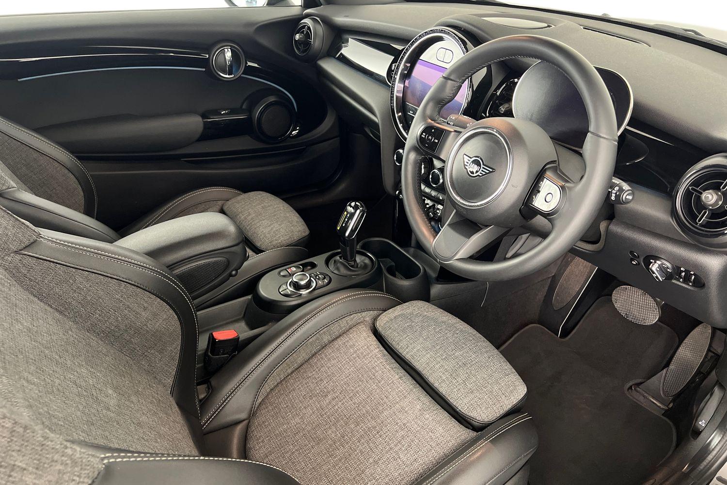 Used MINI Hatch 2021 for sale - 76316892: Photo 10