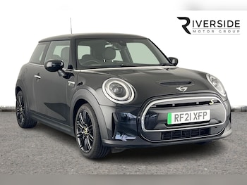 Used MINI Hatch 2021 for sale - 76316892: Photo