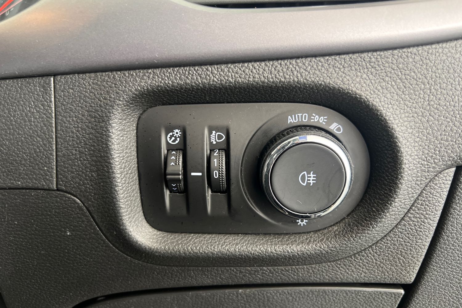 Used Vauxhall Astra 2016 for sale - 77019878: Photo 30