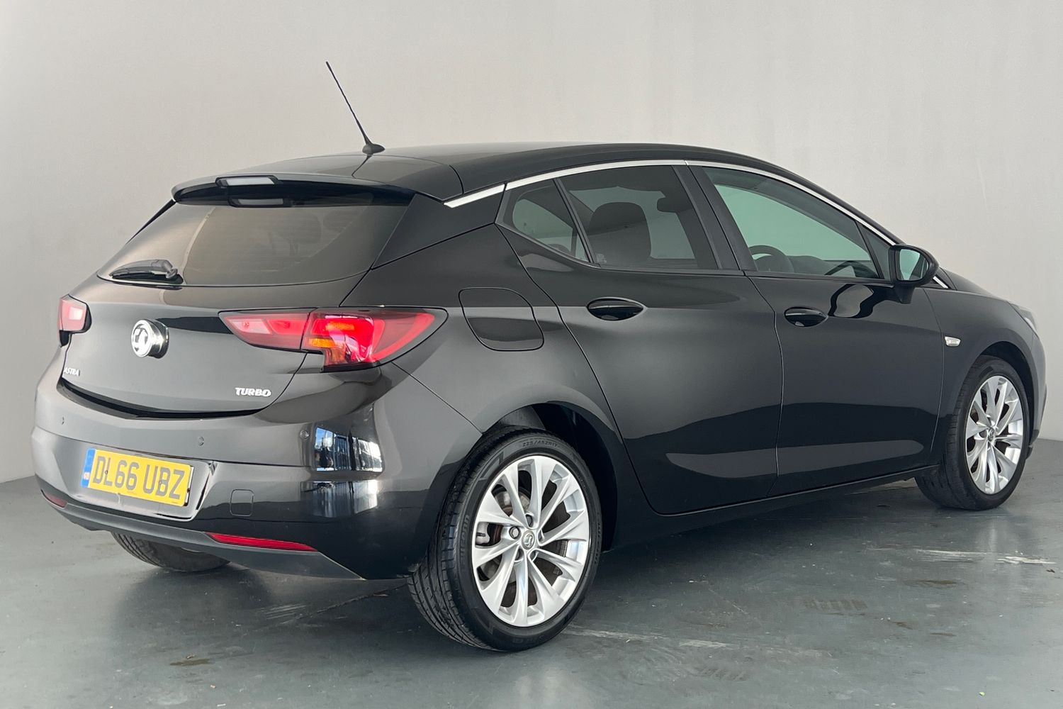 Used Vauxhall Astra 2016 for sale - 77019878: Photo 35