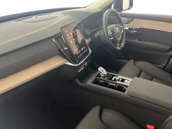 Used Volvo XC90 2025 for sale - 74869881: Photo
