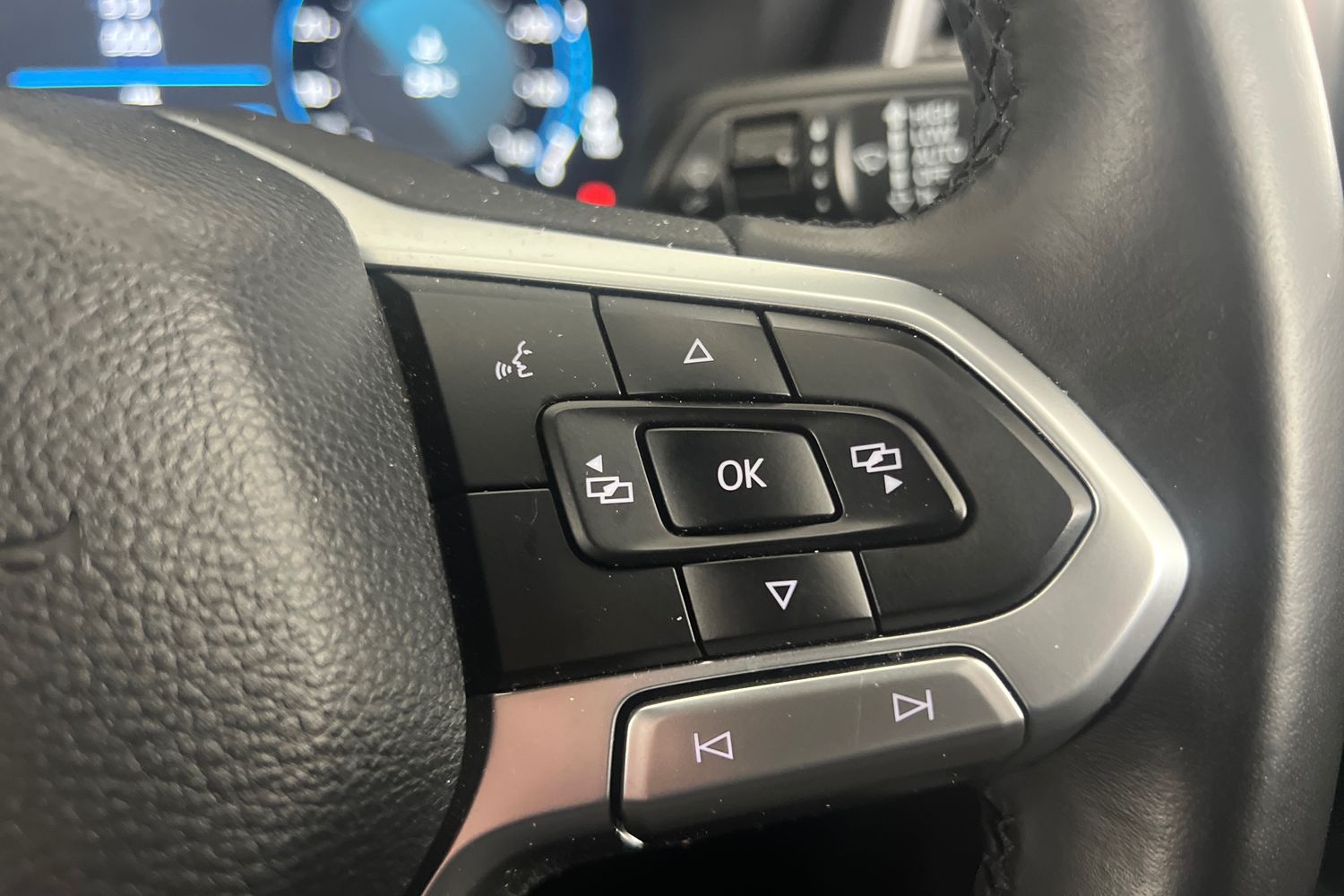 Used Volkswagen Amarok 2023 for sale - 77917871: Photo 12