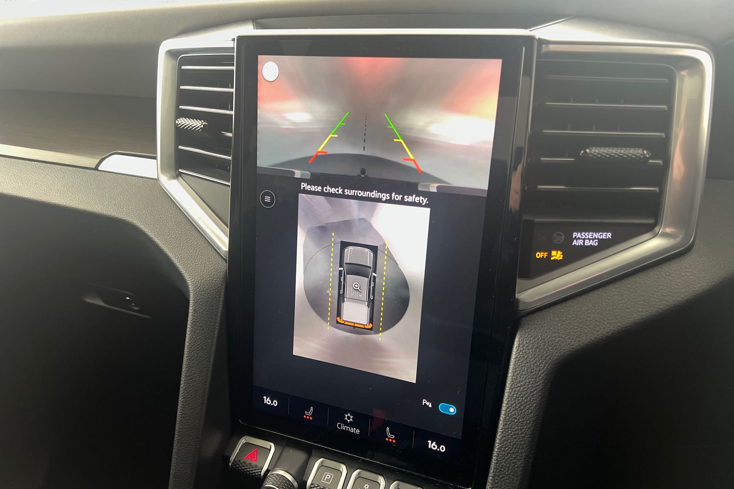 Used Volkswagen Amarok 2023 for sale - 77917871: Photo 16