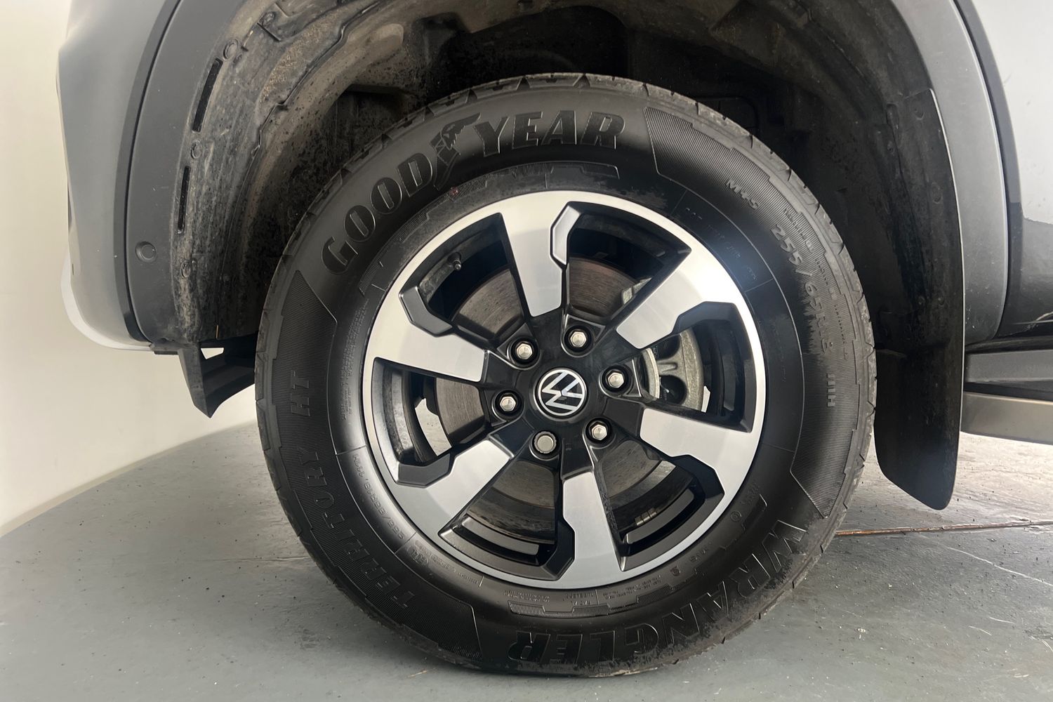 Used Volkswagen Amarok 2023 for sale - 77917871: Photo 26